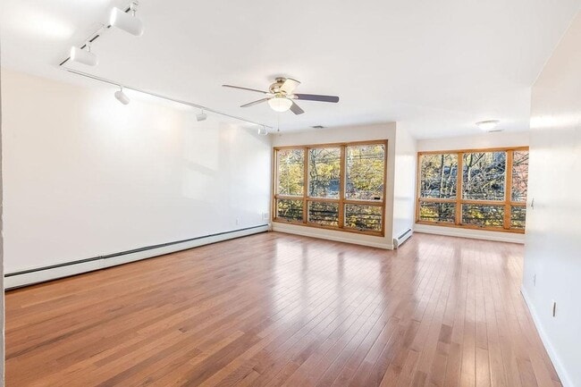 Photo - 3307 Liberty Ave