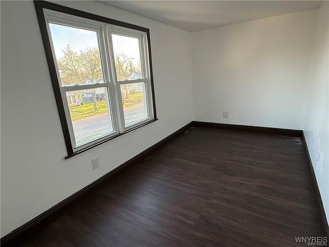 Building Photo - 104 Balbach Dr