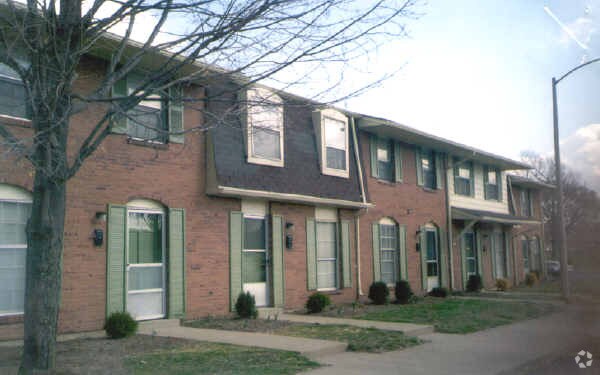 Photo - Trailbridge Townhomes