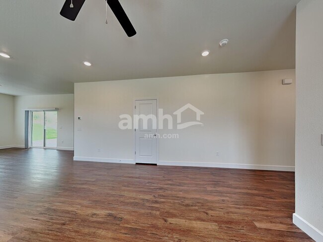 Photo - 15091 West 82nd Place