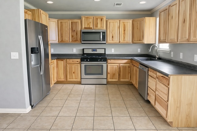 Photo - 3995 Highland Dr