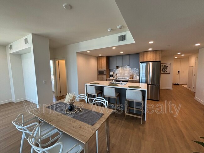 Photo - 3699-3699 Capozzi Rd