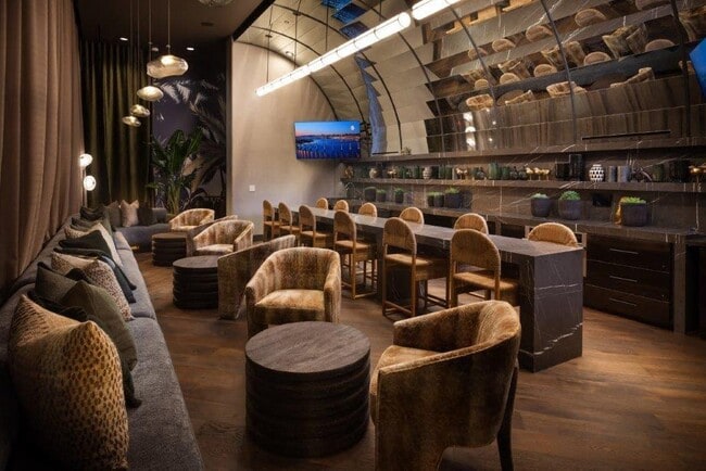 Photo - Simone Little Italy