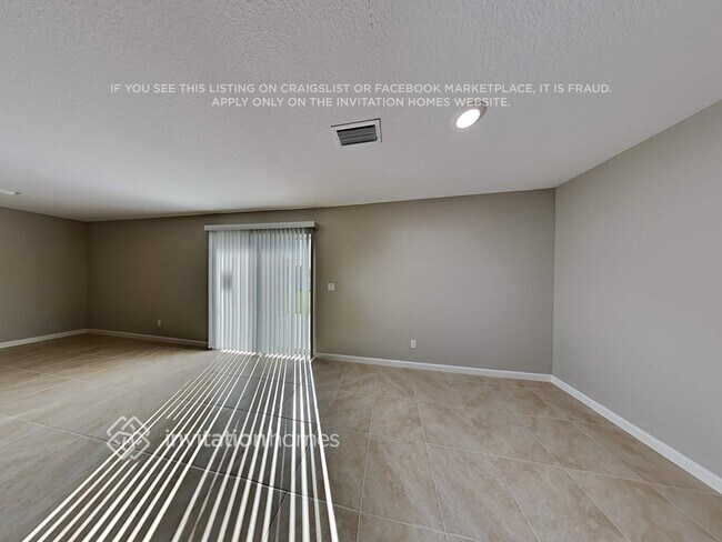 Photo - 244 SW Aubudon Ave