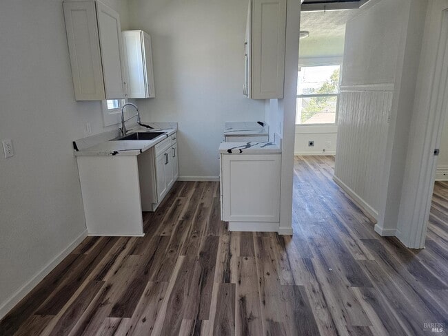 Building Photo - 806 Georgia St Rental