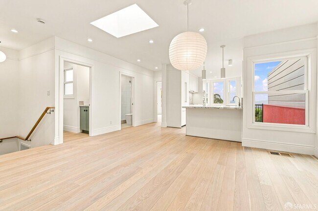 Photo - 151 Nevada St