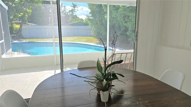 Photo - 6550 SW 26th St