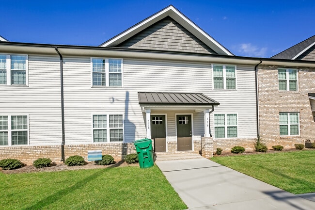 Photo - 116 Rowan St