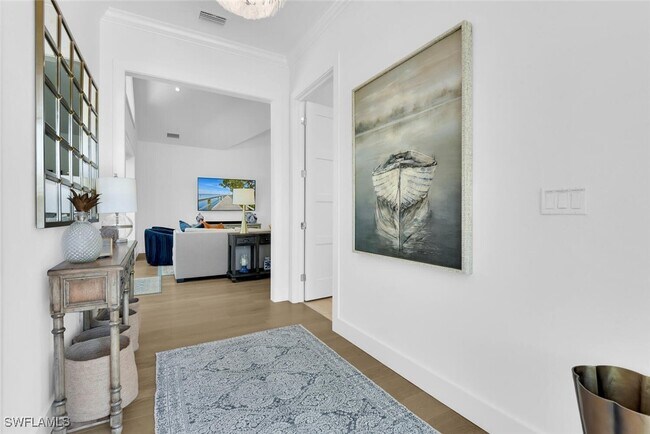 Photo - 2130 Curtis St