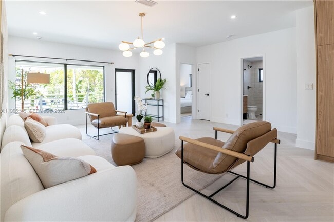 Photo - 1420 SW 17th St