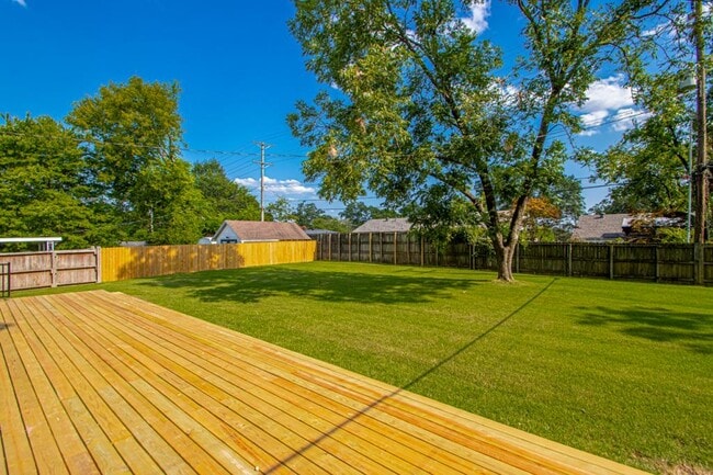 Photo - 524 W B Ave