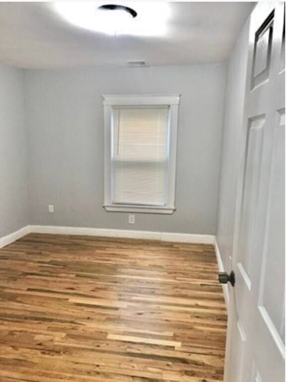 Photo - 220 Pearl St Unit 3
