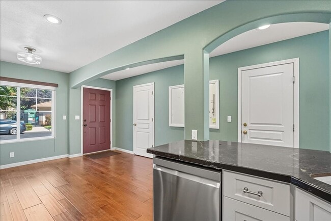 Photo - 3224 Via Verde Terrace