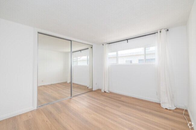 2BR, 2 BA - 990SF - Bedroom