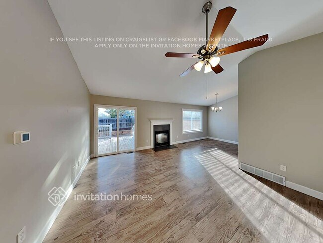 Photo - 9885 Garland Dr