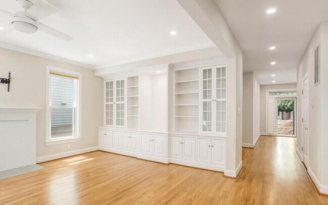 Photo - 4728 23rd St N