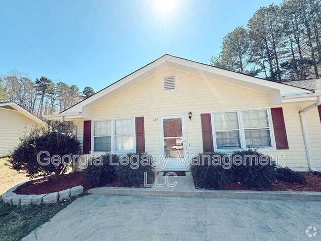 Building Photo - 125 Creekside Drive Rental