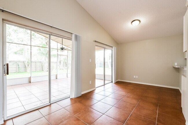 Photo - 1199 Twin Rivers Blvd