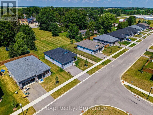 Photo - 142 Ellen St