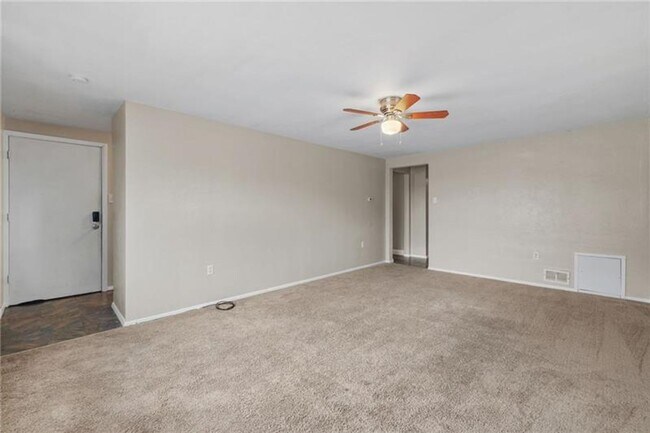 Photo - 2897 Leola Ave Unit #2