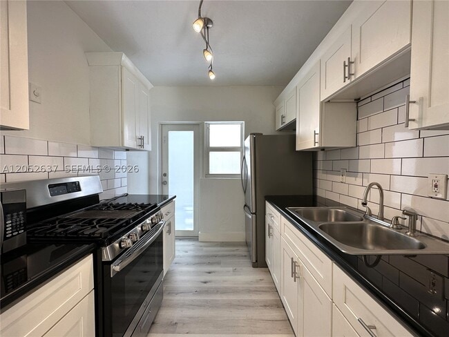 Photo - 955 Bay Dr E Unit 7