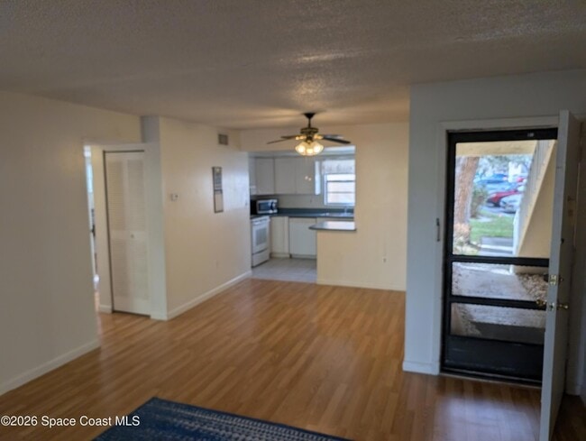 Photo - 3135 Shady Dell Ln Unit 112