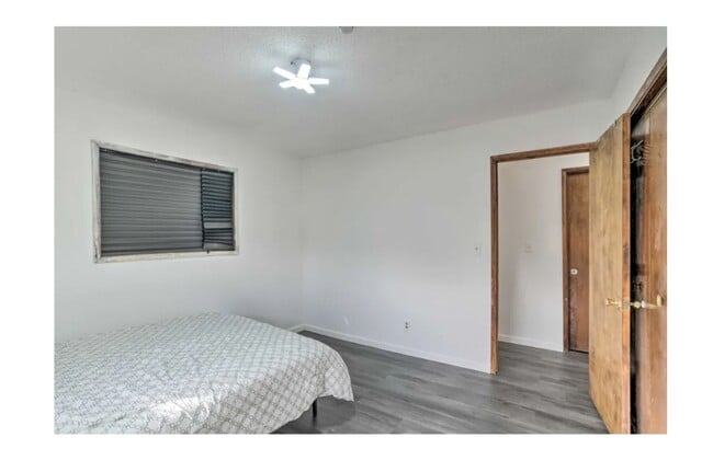 Photo - 3 bed/2 bath Home in town