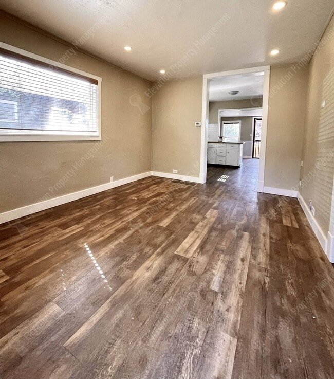 Photo - Super charming 2 BR cottage on the westsid...
