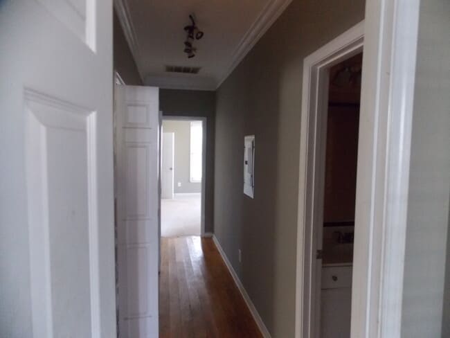Photo - 1378 Lucile Ave SW