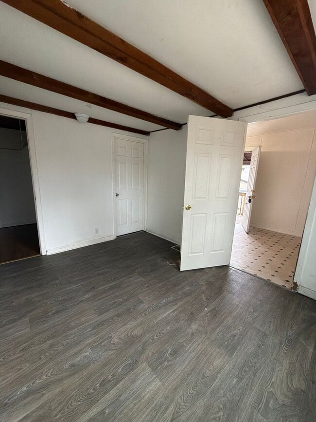 Photo - 2423 Lincoln Ave Unit 3