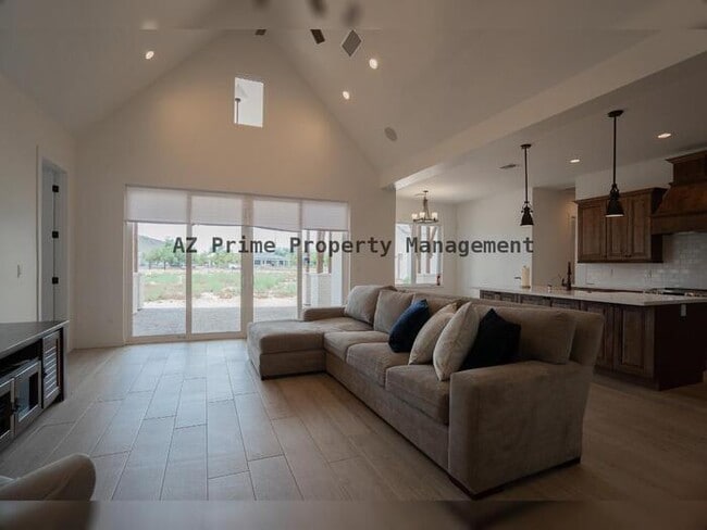 Photo - 4831 W Pearce Rd