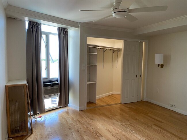 Photo - 19 Winchester St Unidad 806
