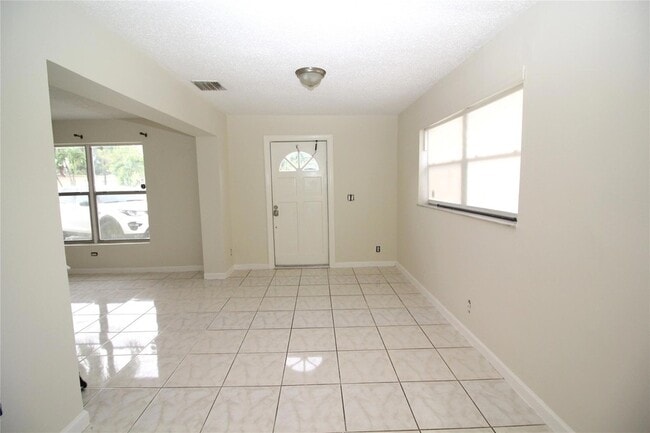 Photo - 3910 SW 61st Ave Casa