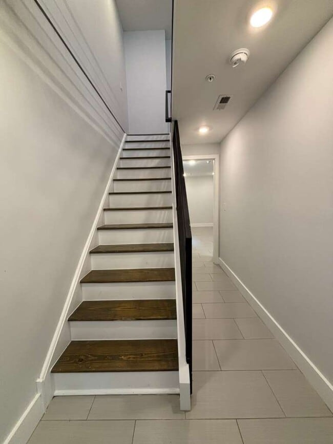 Photo - 2347 N 6th St Unidad A