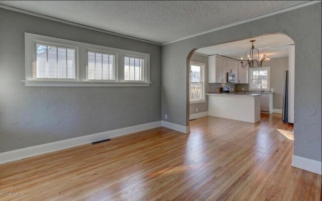 Building Photo - Single Family Home for Rent