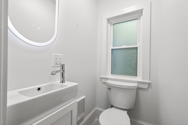 Photo - 112 Woodstock St Unidad 2