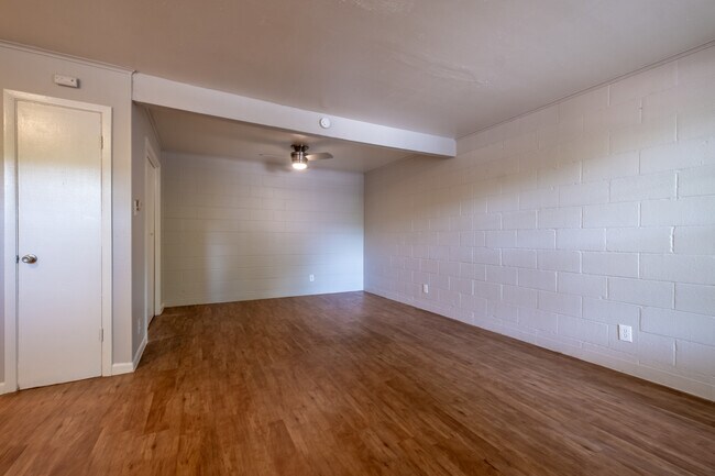 Photo - East Austin Studio Apartment Loft - Minute... Unidad Apt #106