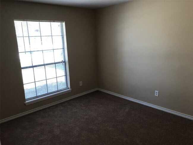 Photo - 16115 Speyburn Ct