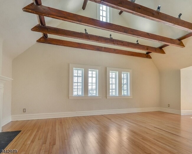 Photo - 1 Laurel Pl