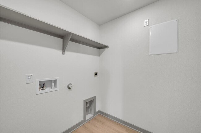 Photo - 250 Boatright Blvd