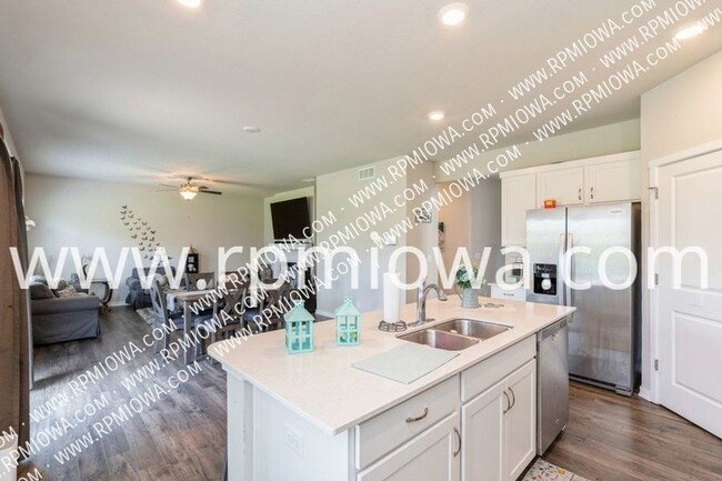 Photo - 265 Prairie Bluff Dr House