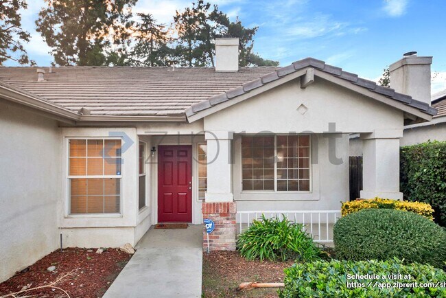 Photo - 3809 Burnaby Dr