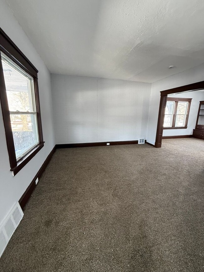 Photo - 4bd Single Cash Pay/Section 8