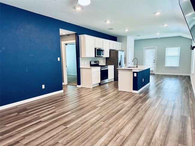 Photo - 1118 Amistad Lp