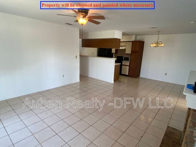 Photo - 545 Canary Ln