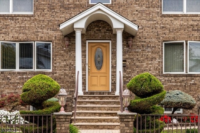 Photo - 4 Coppola St