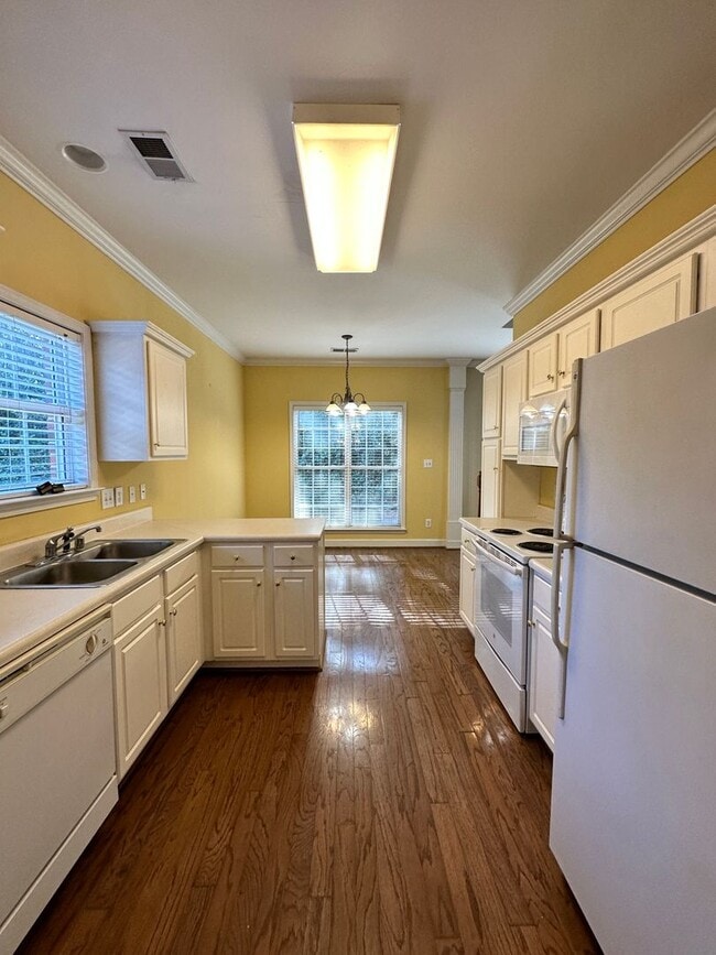 Photo - 1815 Charleston Cir