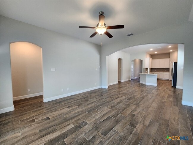 Photo - 1324 Spring Row St