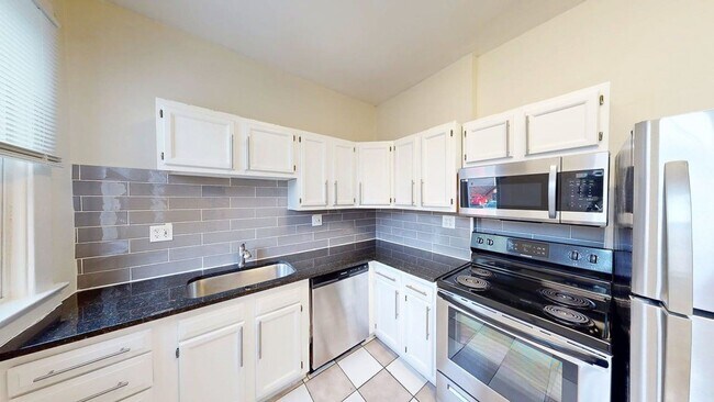 Photo - 183 E 13th Ave