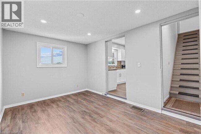 Photo - 13 Craig Blvd